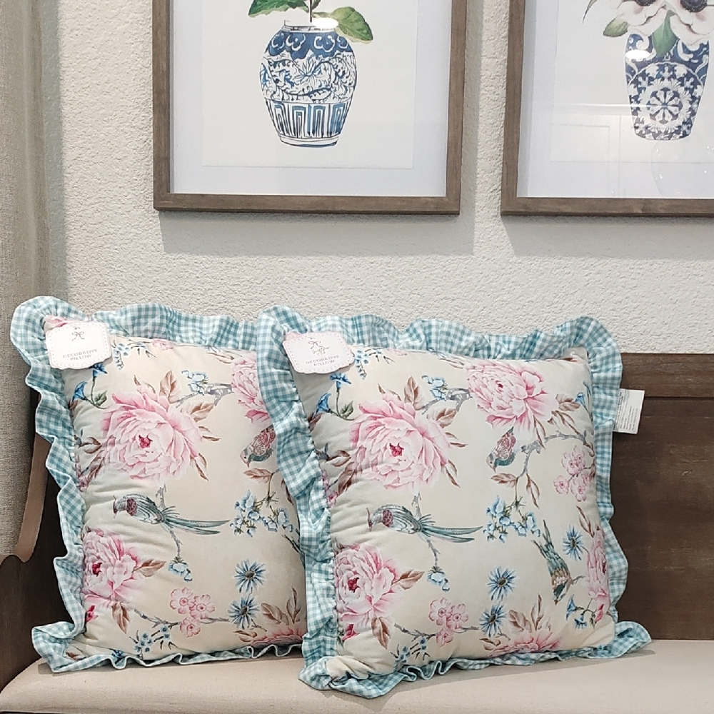 NEW Sweet Charm of Life Accent Pillows 24x24 SET